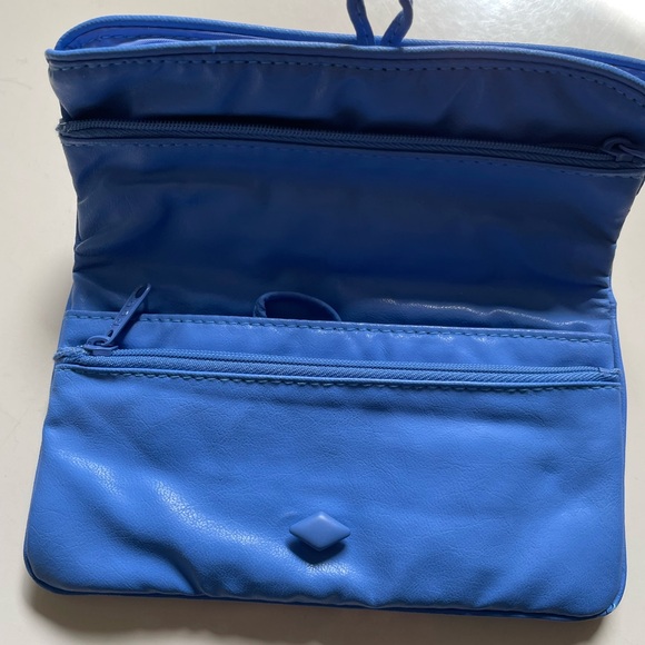 NWOT soft leather Foldover wallet/clutch bag - Picture 4 of 8